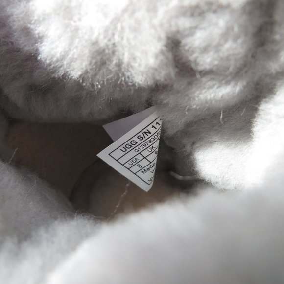 UGG Boots Women's Classic Short Charm 8 NEW Gray SEL Sheepskin Suede NIB - Picture 12 of 16